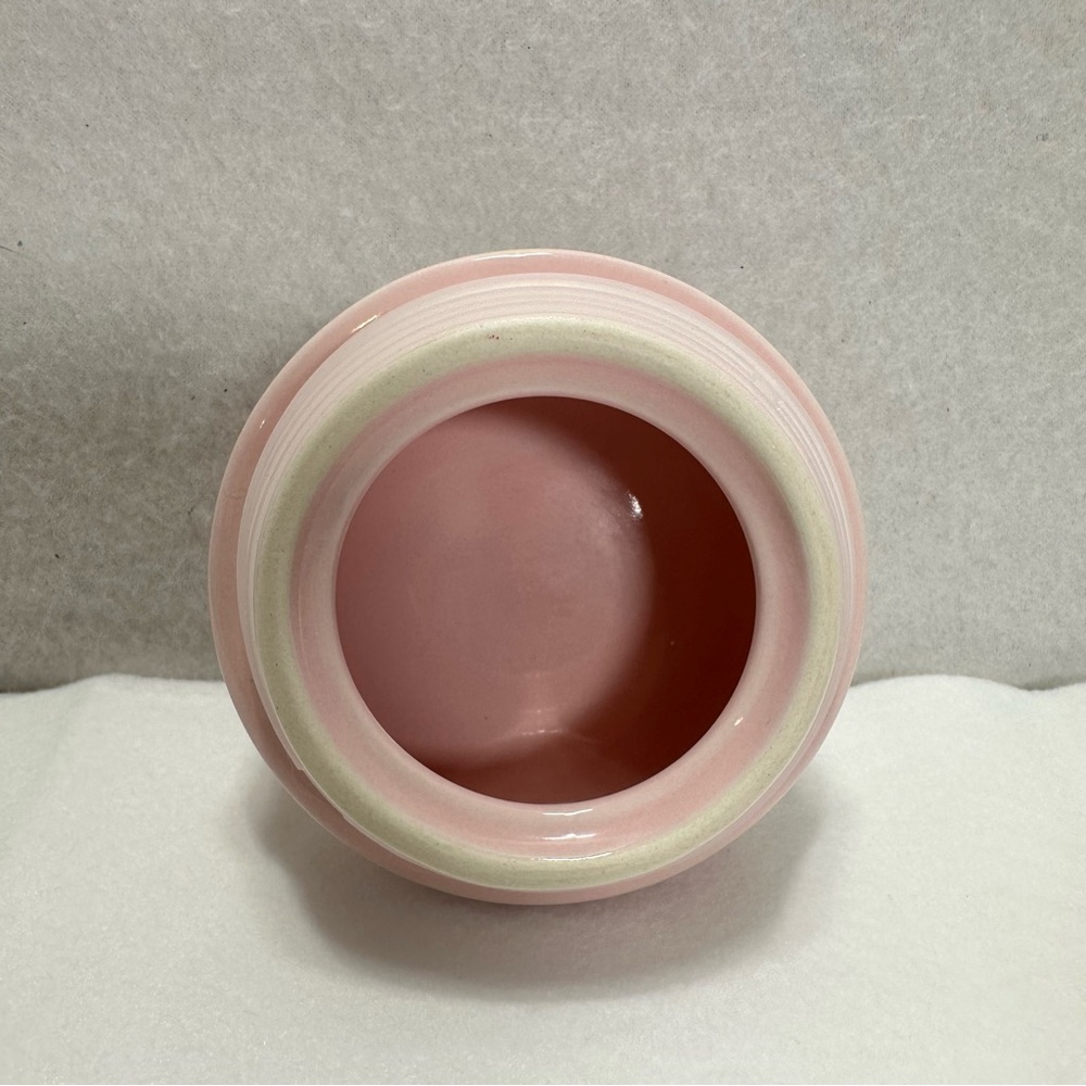 Rae Dunn Light Pink Ceramic XOXO Canister with Lid Cookie Jar Valentines Day - Picture 5 of 9